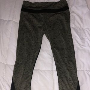 Lululemon Olive and Black 7/8th leggings